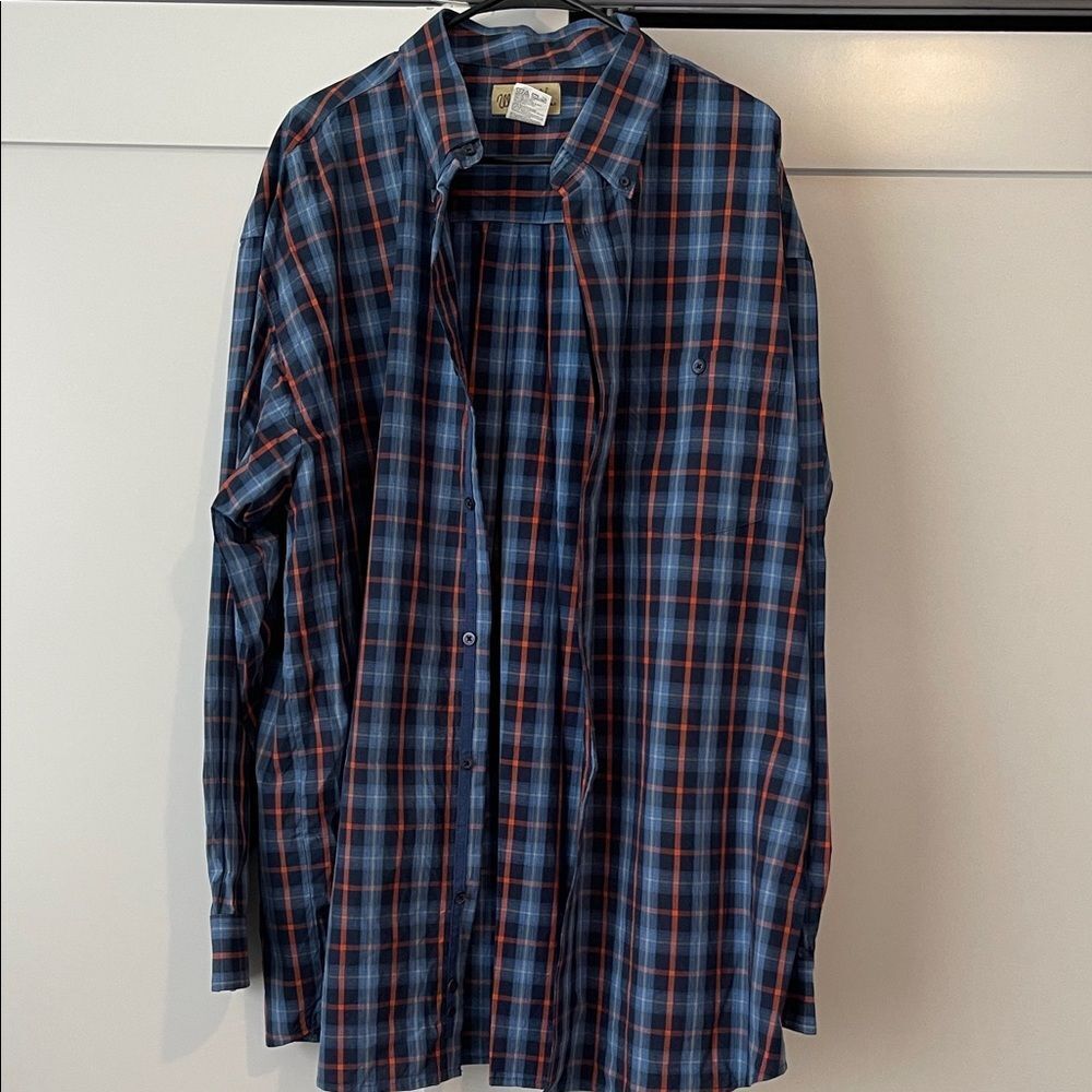 Wrangler Navy and Red Checkered Casual Shirt like new